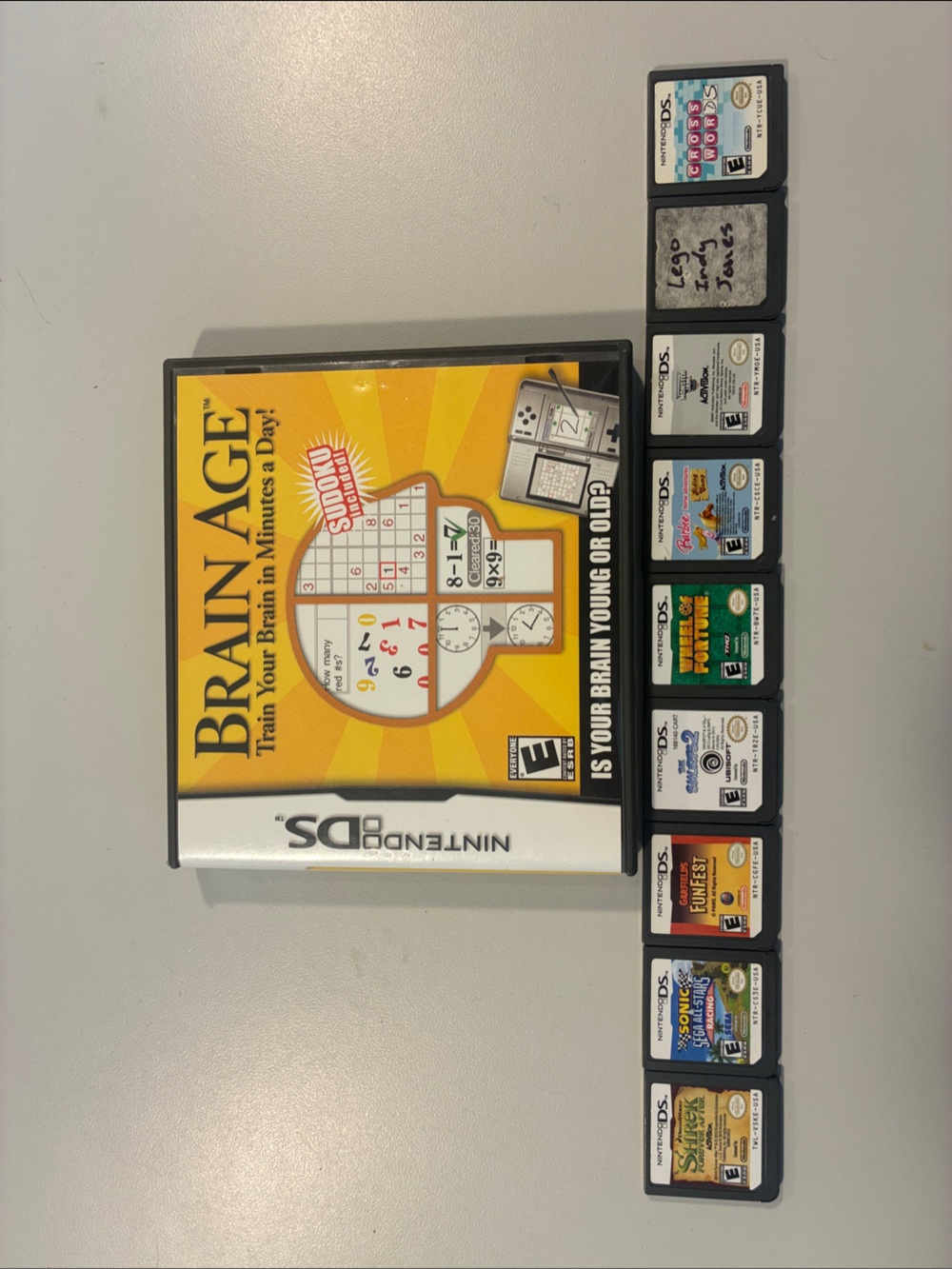Nintendo DS Brain Age & Assorted Game Card Lot - Yellow Accents